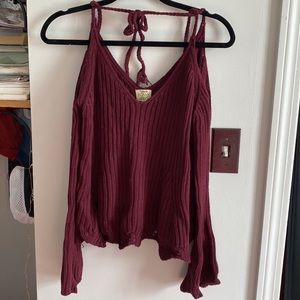 Maroon sweater